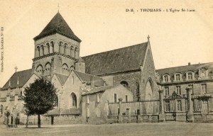 Eglise Saint-Laon à Thouars (carte postale ancienne)
